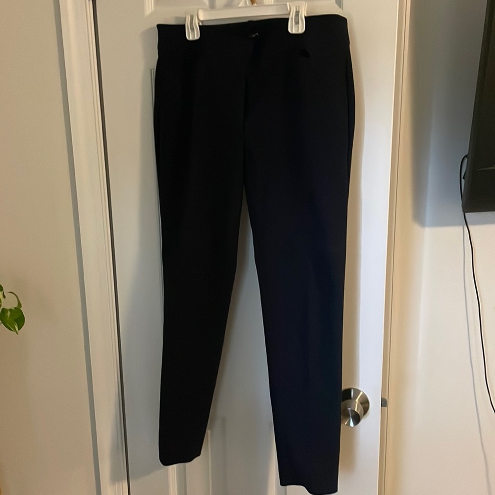Loft size 6 navy blue Marissa skinny